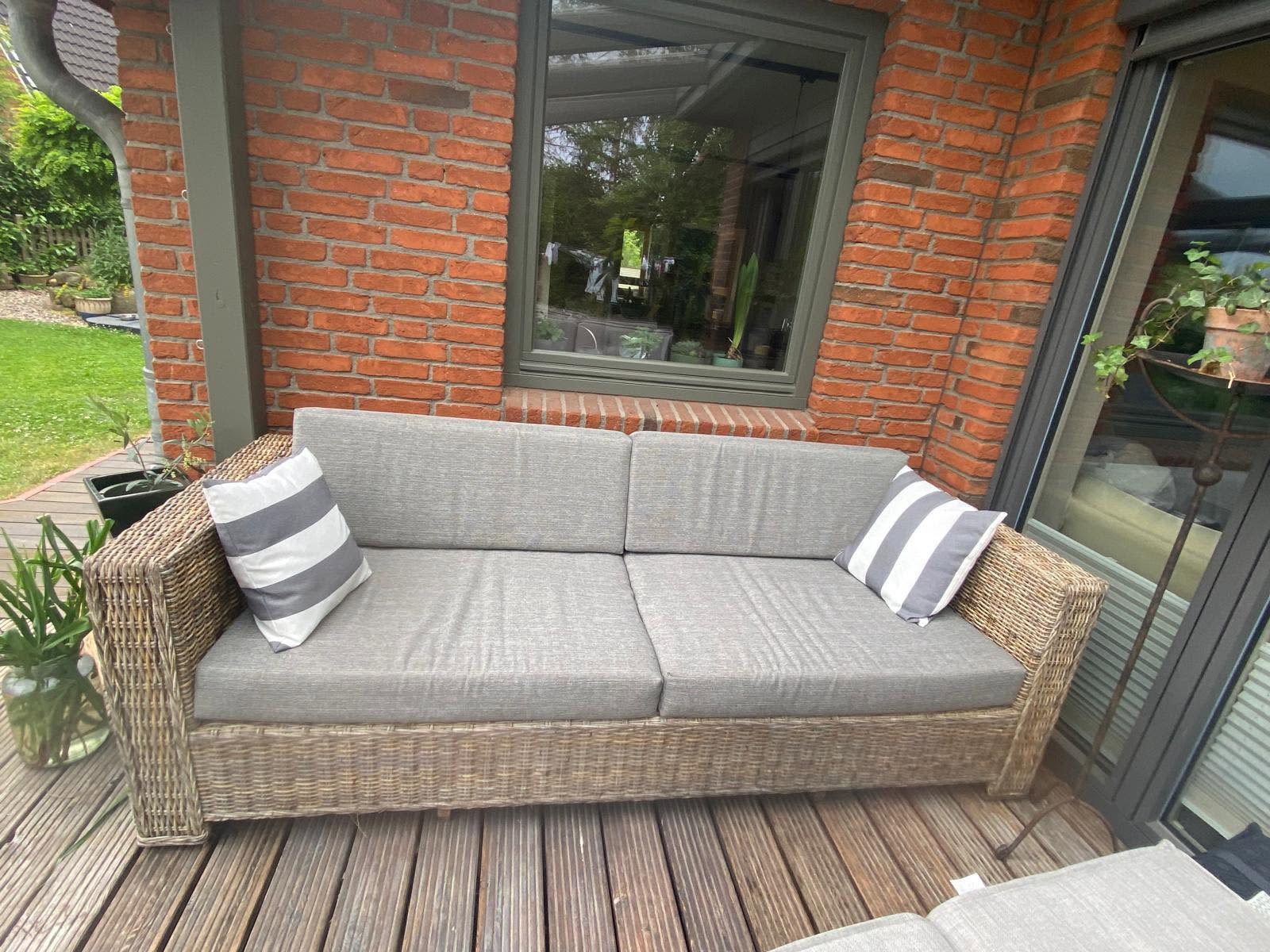 Lounge-Sofa mit neuem hellem Bezug von Bruhn Design